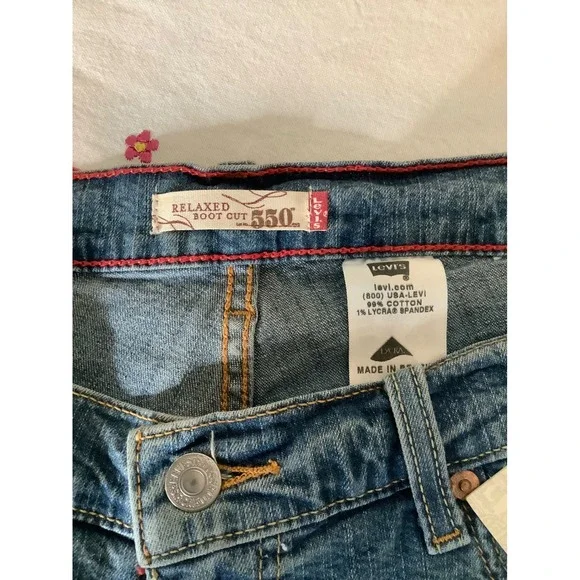 Levis 550 Relaxed Boot Cut Jeans Womens 18W Medium Wash Stretch Denim 291018-334 - Picture 13 of 14